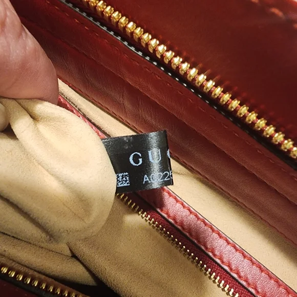 Gucci Red Leather GG Guccissima Calf Leather Bag 453771 Duster Mint Condition - Picture 14 of 16